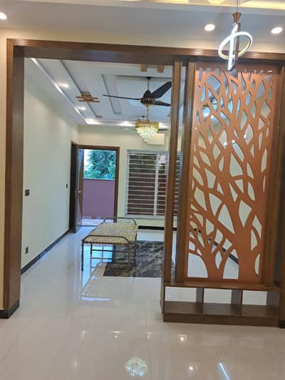 Upper portion for rent in i-8/3 Islamabad