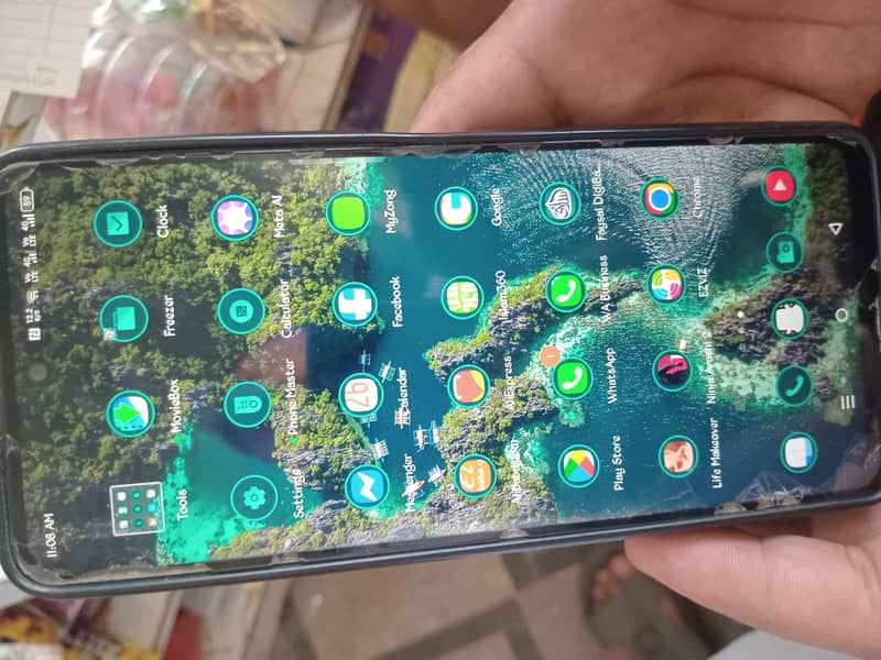 کیا یہ موبائل اب بھی دستیاب ہے۔ 0