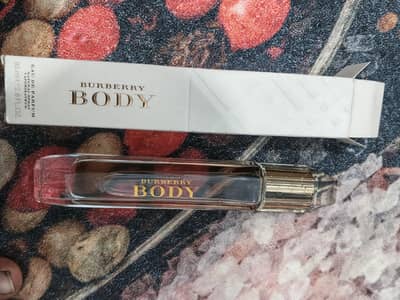 (Burberry Body) women eau de perfume  85ml