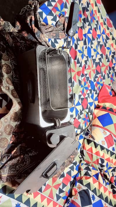 “Air Fryer single electric for Sale – Excellent Condition”