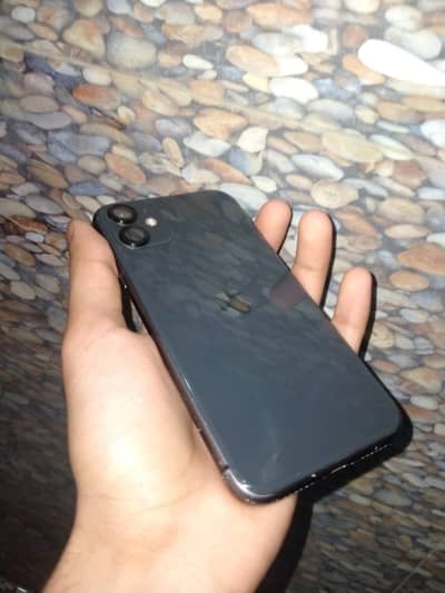 iPhone 11 factory unlocked non pta