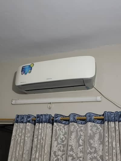 Kenwood 1.5 Ton Inverter AC (Heat & Cool)
