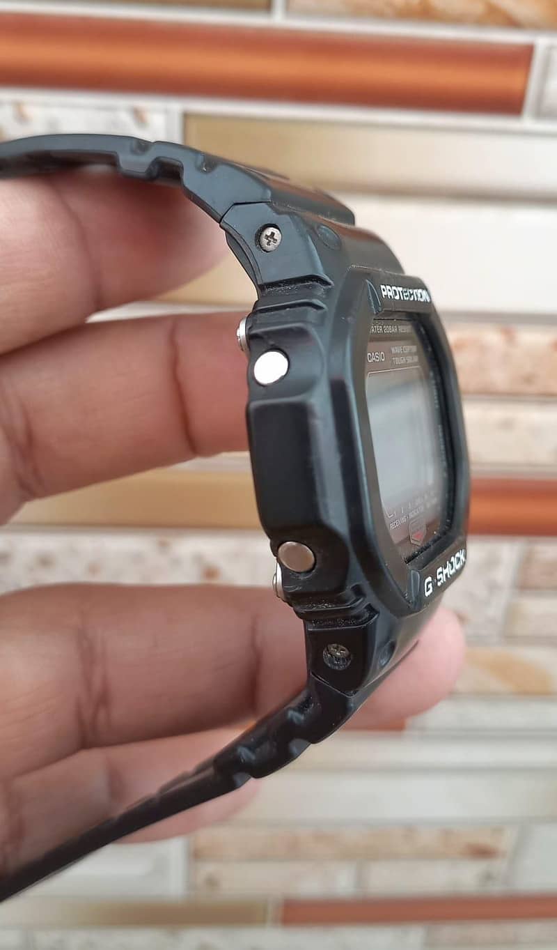 used wTch 2