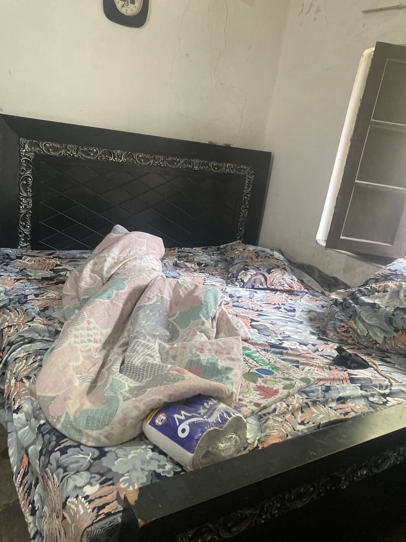 King Size Bed 0