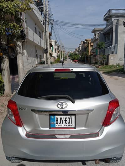 Toyota vitz only used as a family car non accident seals10/10