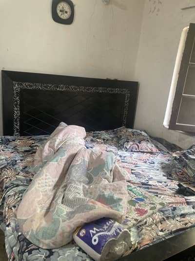 King Size Bed Set With Dressing