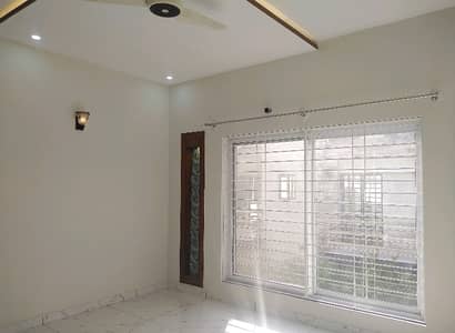 Bahria Town Phase 8 House Sized 10 Marla Is Available