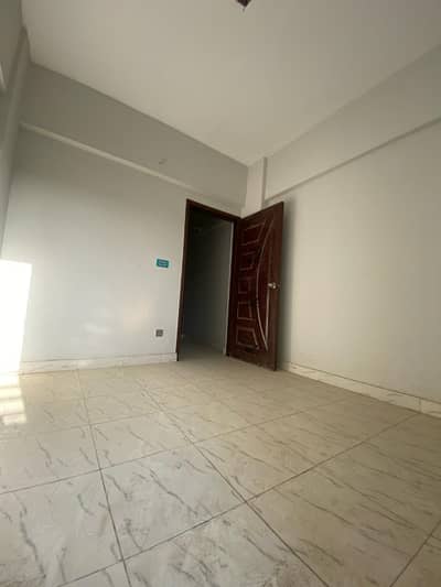 Prime Location 450 Square Feet Flat Is Available For sale In North Karachi - Sector 5-H