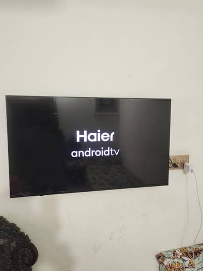 Haier Smart led 43 inch Bezer less