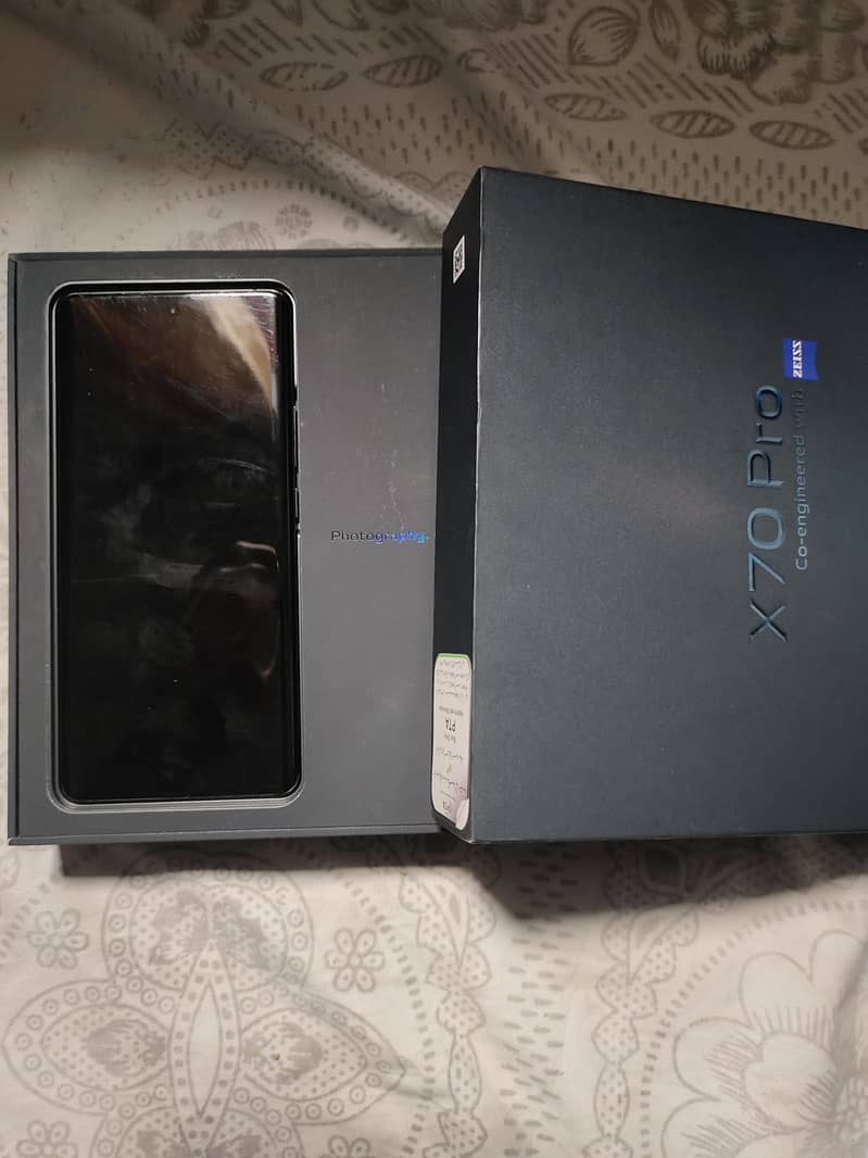 x70 pro 12