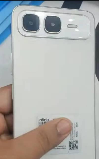 Infinix smart 10 plus 4+4 ram 128 rom few days used read full ad read