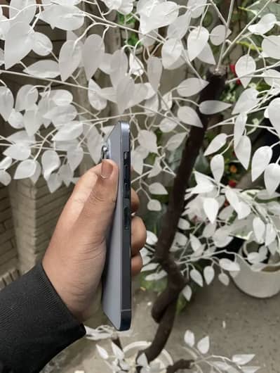 i phone 13 pro max pta aproved 10/10