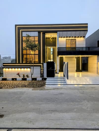 Exclusive 1 Kanal Brand New Ultra-Modern 6 Bed Luxury House For Sale | Double Height Lobby