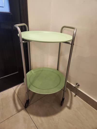 Moveable Serving Table