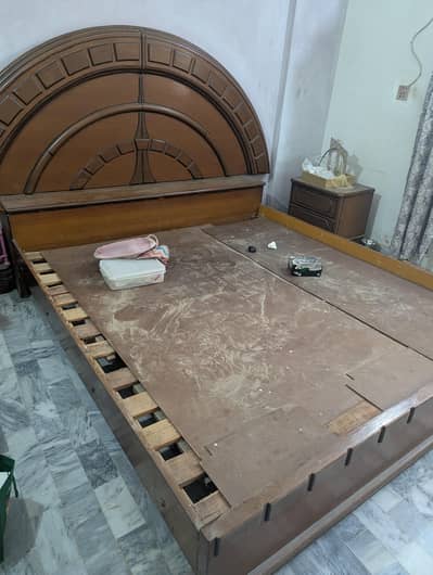 Bed with side tables