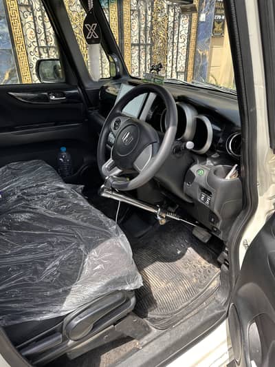 Honda N box cosmer 2018 model