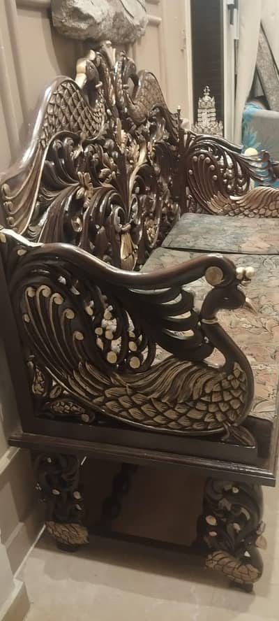 Chinoti sofa intique 100 year old