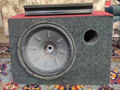 amplifier and woofer for sale 2500w. 4 ch