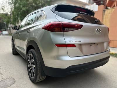 Hyundai Tucson second owner 2023 model