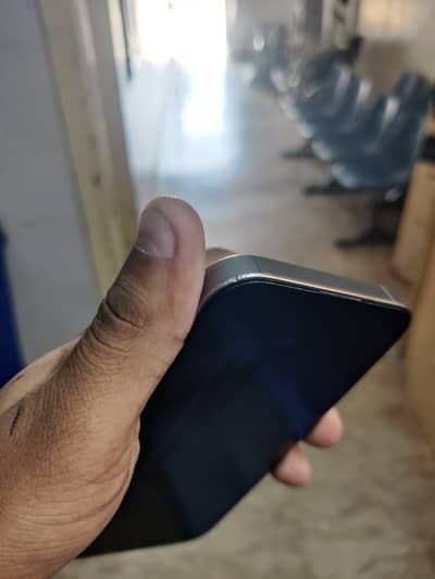 I phone 15 pro 128GB JV titanium