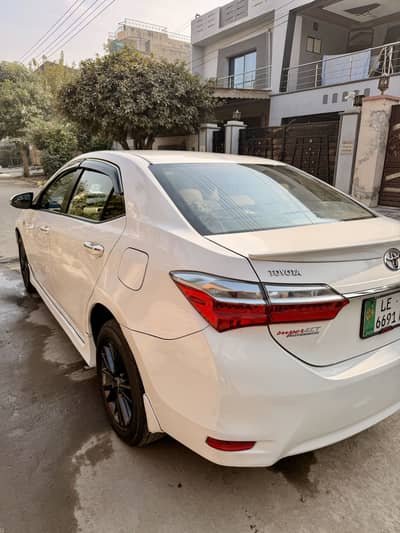 Toyota Corolla Altis