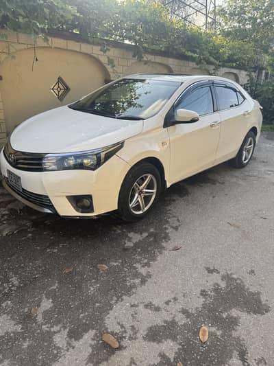 Toyota grande white 2015