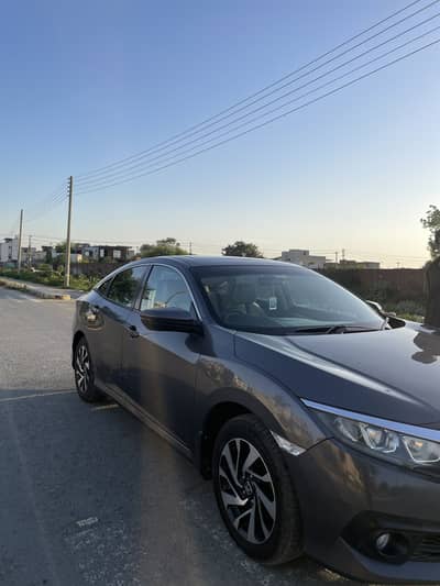 Honda civic 2017 model 100% total genuine