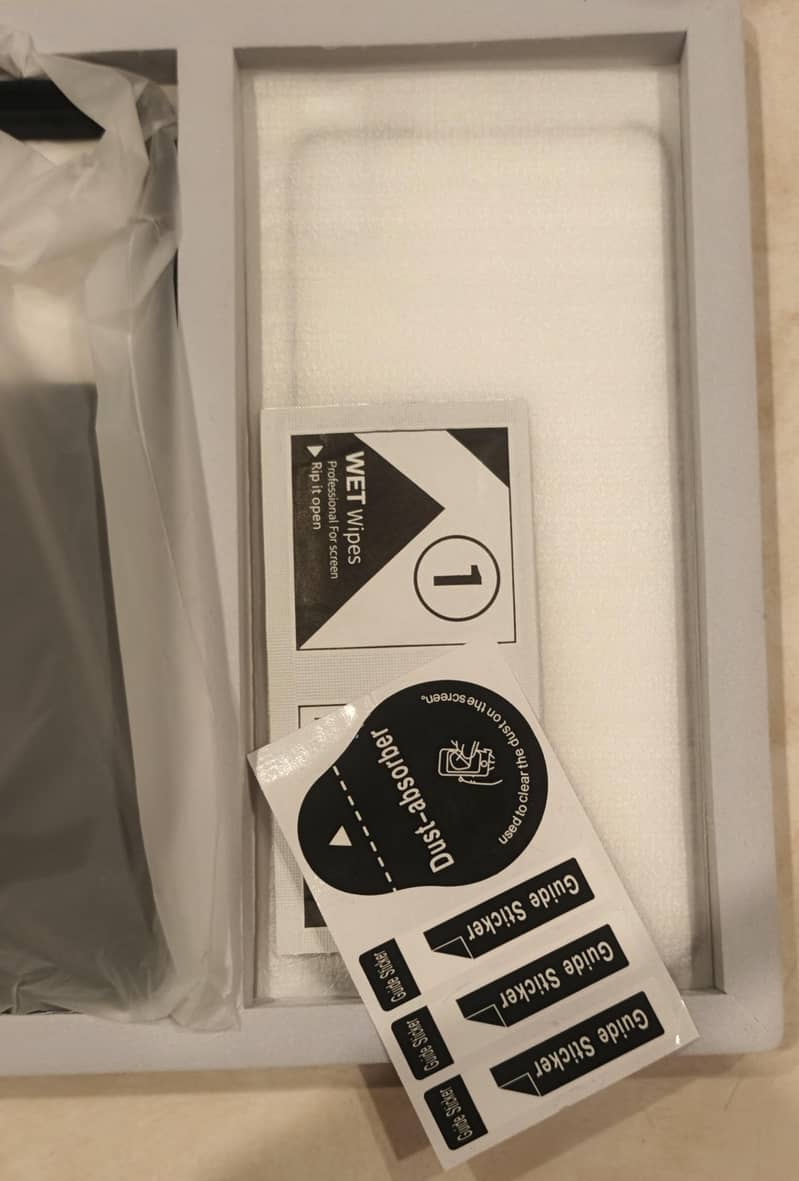 Infinix Note12 Case and Screen Protector 3