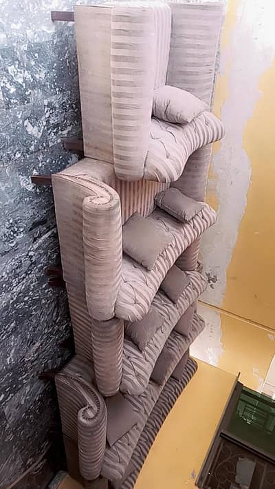 11 Seater Premium Sofa Set (3+3+2+2+1) – Excellent Condition