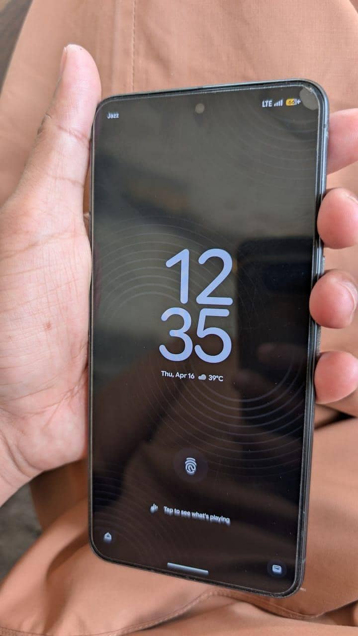 Google Pixel 8 Pro 0