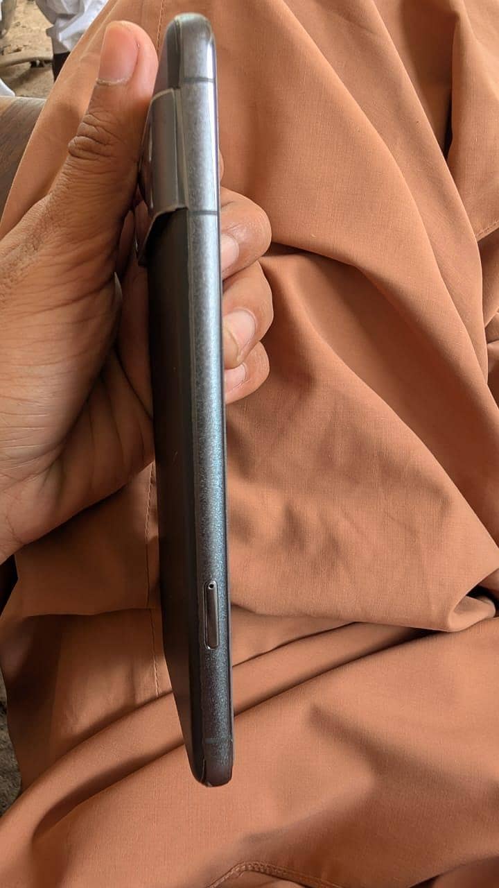 Google Pixel 8 Pro 3