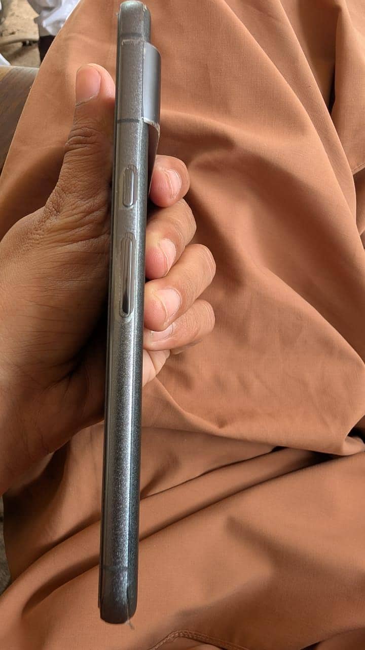 Google Pixel 8 Pro 6