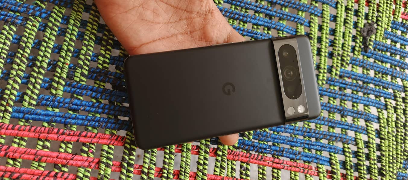 Google Pixel 8 pro 1