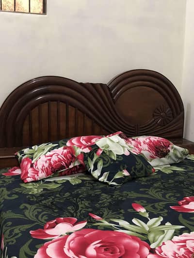 Master bed in best price