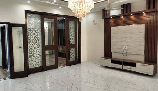 One Kanal Upper Portion New Shaheen Bahria Town For Rent