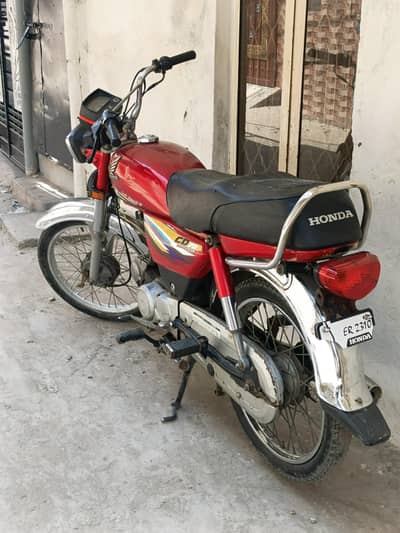 HONDA CD70