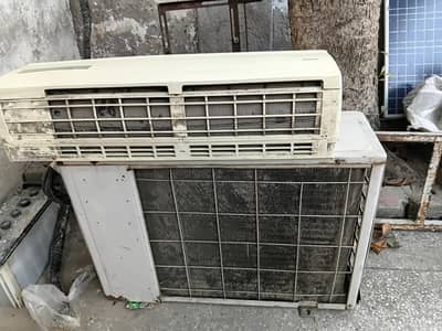 Haier AC of 1 TON for sale
