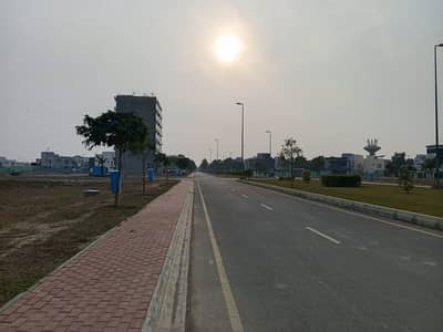 5 MARLA COMMERCIAL PLOT AVAILABLE FOR SALE BAHRIA TOWN OVERSEAS C