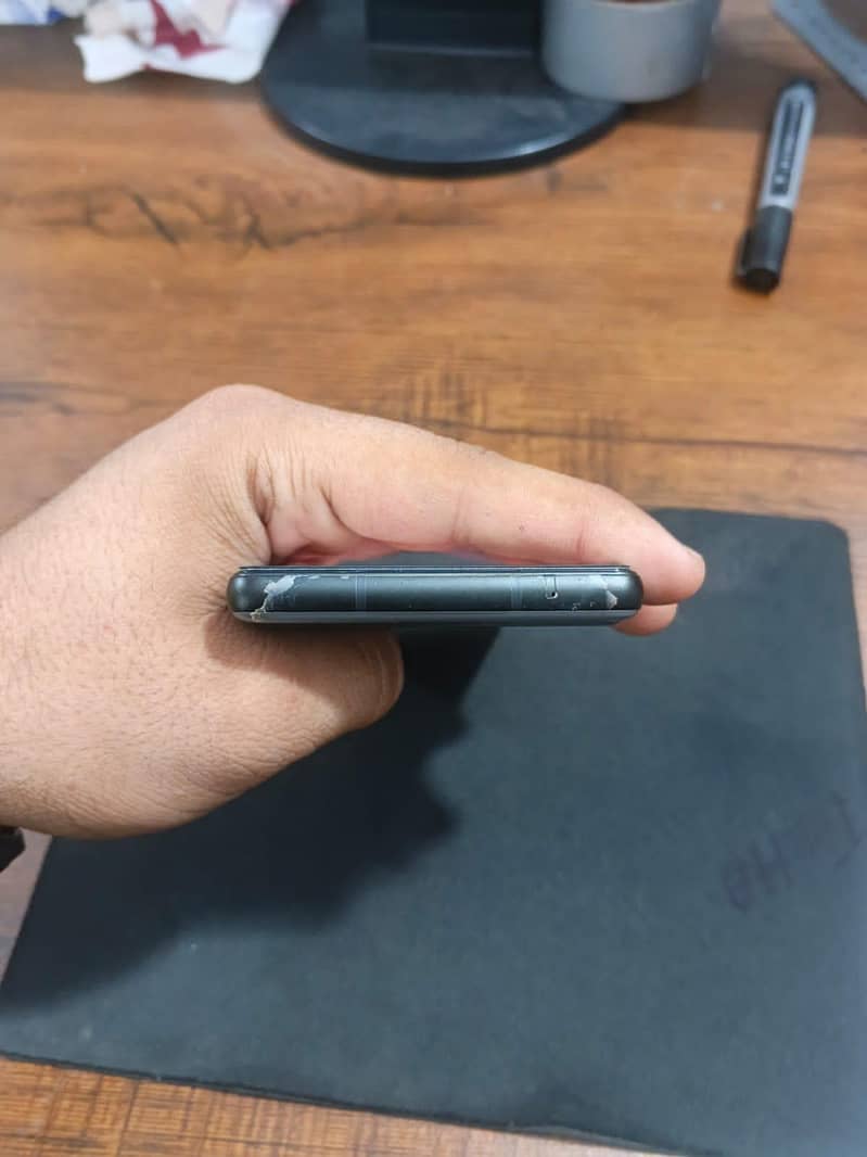 goggle pixel 6A physical sim + E sim 0