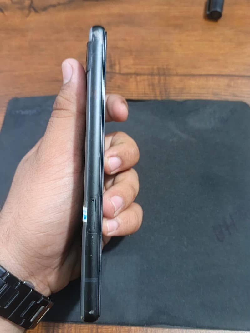 goggle pixel 6A physical sim + E sim 2