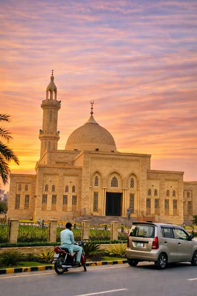 5 Marla Plots Are Available For Sale In Executive Block