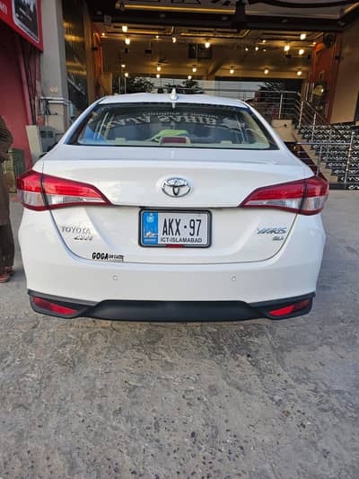 Toyota Yaris Sedan GLI CVT 1.3 2025