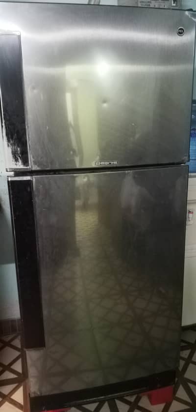 PEL FRIDGE Refrigerator