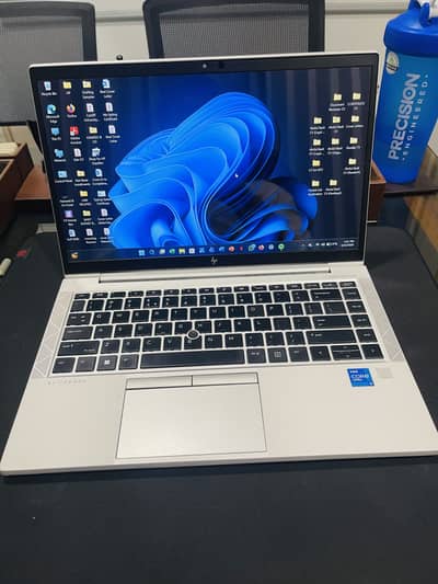 HP ELITEBOOK 840 G8 Touchsceen Core i5 11th Gen 10/10