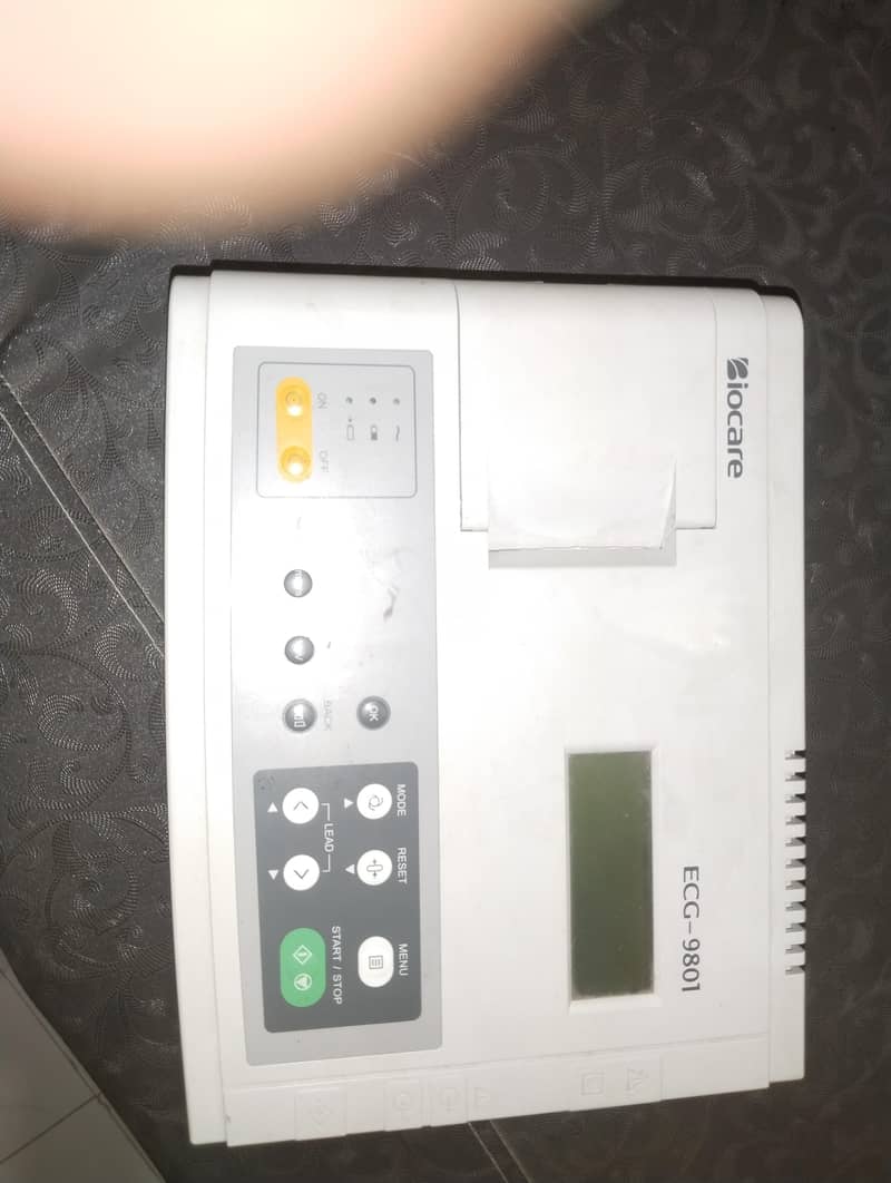 iocare ECG MACHINE 0