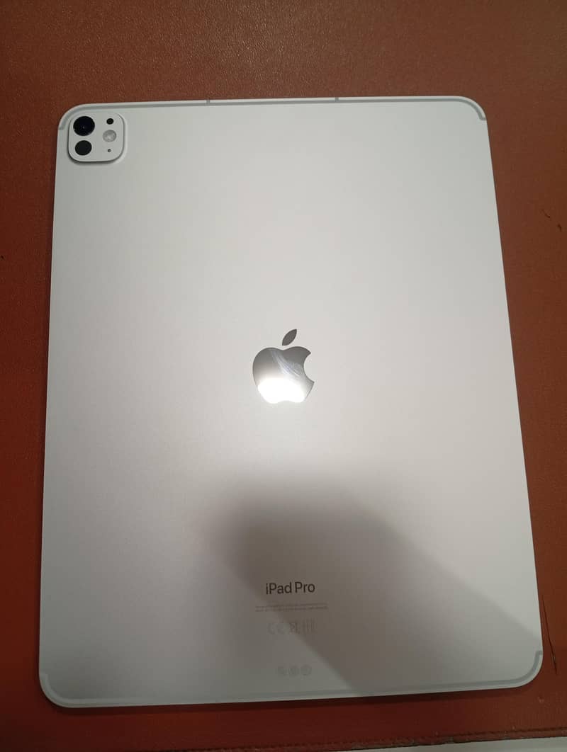 IPAD M4 1