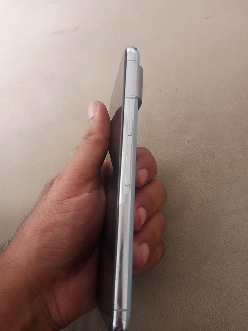 Google Pixel 8 Pro 5