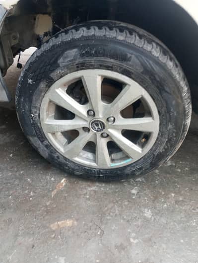 15 inch Alloy rims tyre