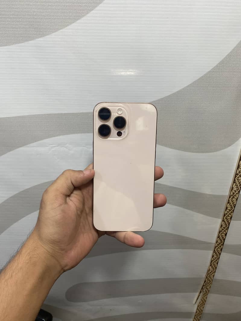 Iphone 16 pro max 0