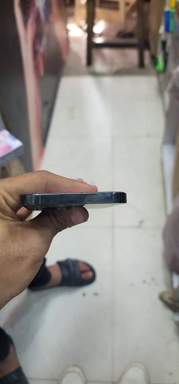 iphone 13 pro max 5